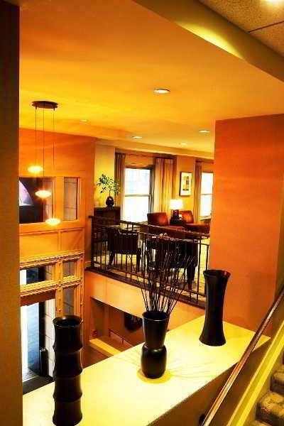 Executive Hotel Pacific