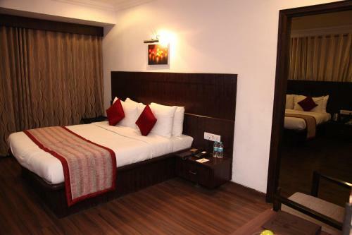 Hotel Shirdi - Sai Wada; A Sterling Holidays Resort