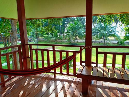Hotel Suntisook Resort