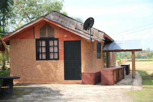 Hotel Ban Din Resort Chiang Rai