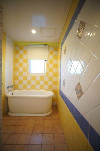 Bed & Breakfast Wonderful Kenting Hostel