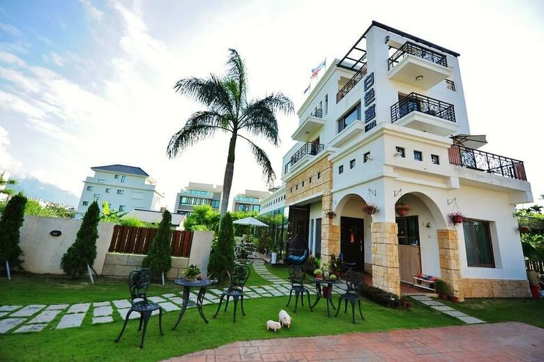 White Palace B&B