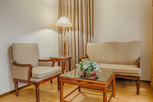 Highness Hotel