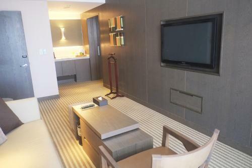 Park City Hotel Luzhou Hotel