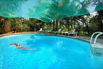 Long Life Hotel