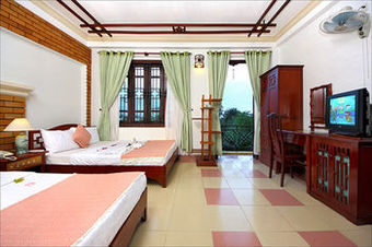 Long Life Hotel