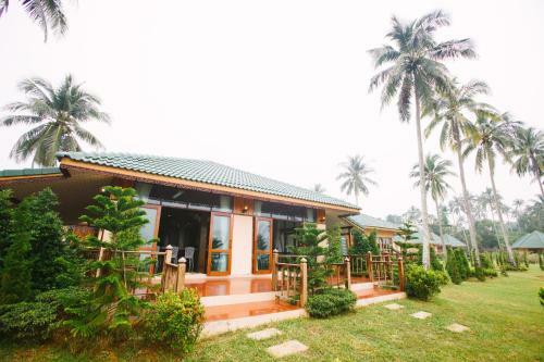 Hotel Yataa Island Resort