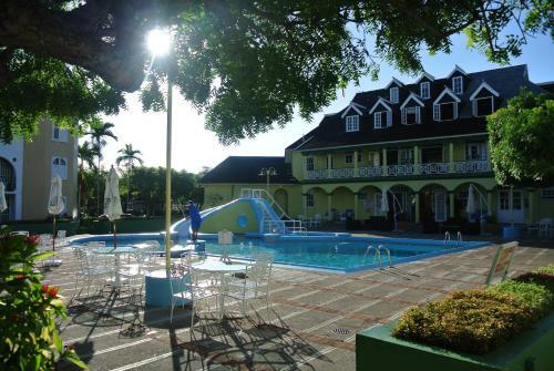 Hotel Beach One Bedroom Iv, Ocho Rios