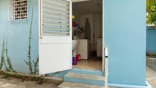 Hostal Calle Hollanda 1 Bedroom Apartment