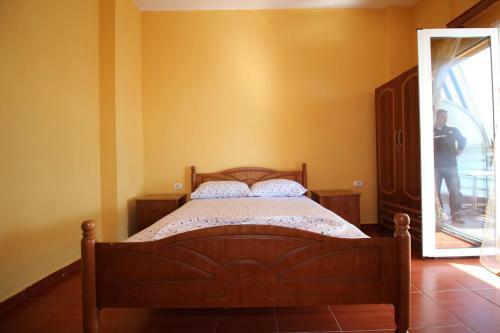 Apartamento Anxhelos' Flats