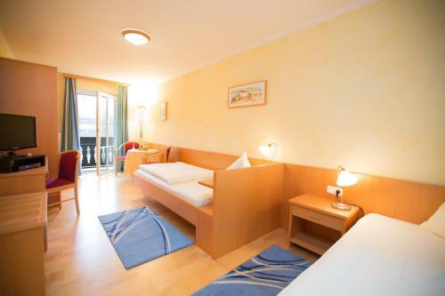Hostal Pension Maria Theresia