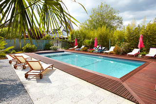 Hotel Carnac Lodge