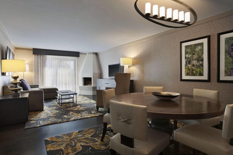 Hotel Embassy Suites Napa Valley