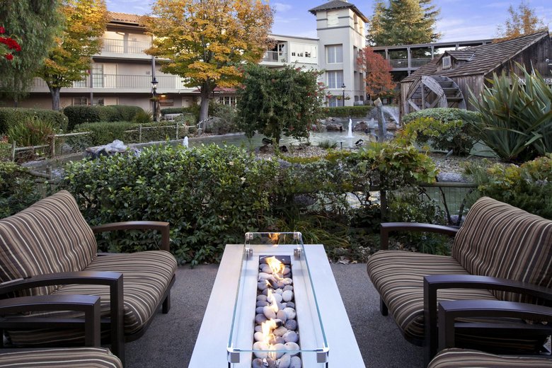 Hotel Embassy Suites Napa Valley