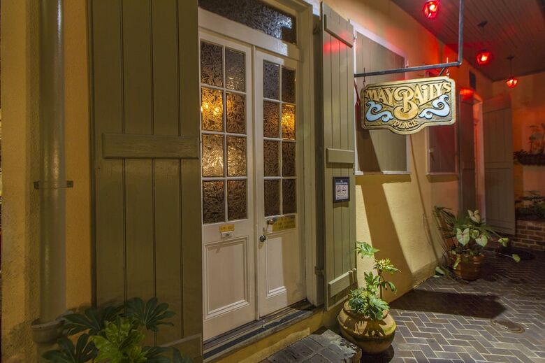 Dauphine Orleans Hotel
