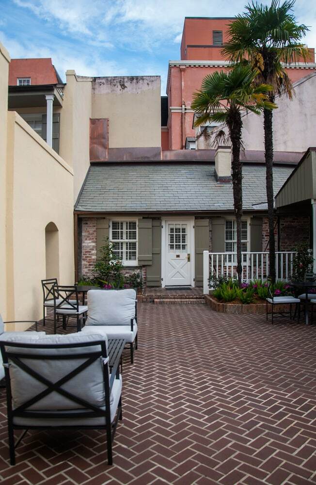 Dauphine Orleans Hotel