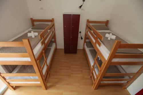 Hostel The Red Door