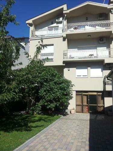 Hostal Pansion Bubalo