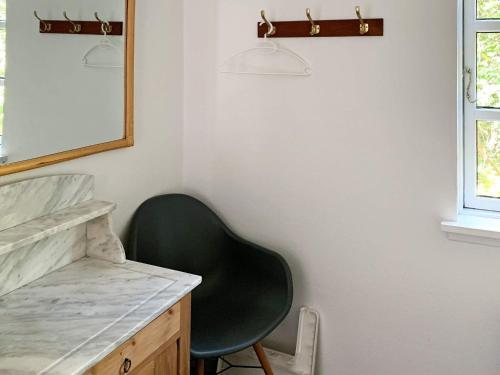 Three-bedroom Holiday Home In R�nne 2
