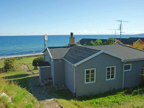 Three-bedroom Holiday Home In Allinge 9