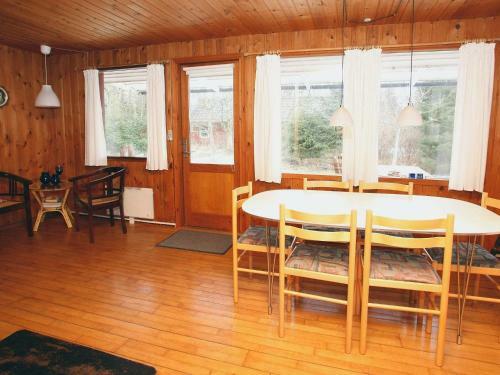 Three-bedroom Holiday Home In Hals 26