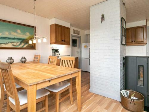 Two-bedroom Holiday Home In Hals 22