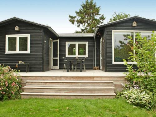 One-bedroom Holiday Home In J�gerspris 2