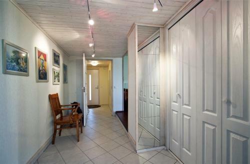 Solar Apartments - Little House
