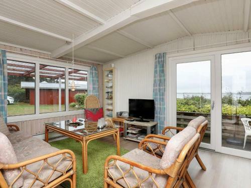 Three-bedroom Holiday Home In Roslev 4