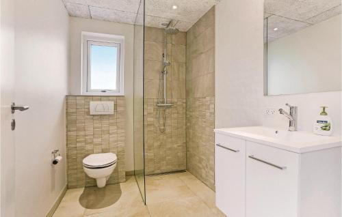 Three-bedroom Holiday Home L�kken With A Fireplace 07
