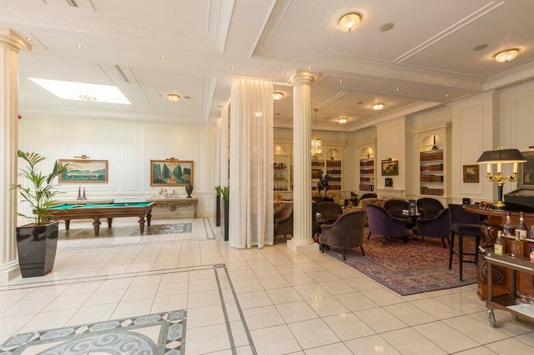 Hotel Stanhope