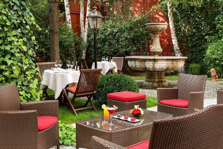 Hotel Warwick Barsey