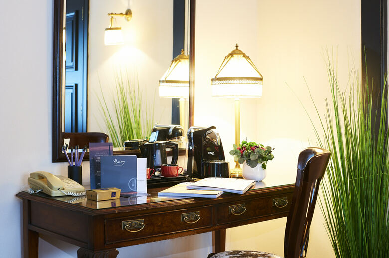 Hotel Warwick Barsey