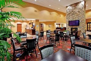 Hotel Comfort Suites Downtown Columbia