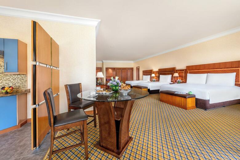 Hotel Al Raha Beach