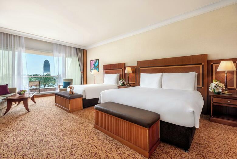Hotel Al Raha Beach
