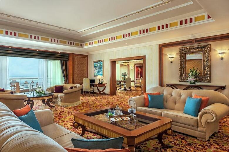 Hotel Al Raha Beach