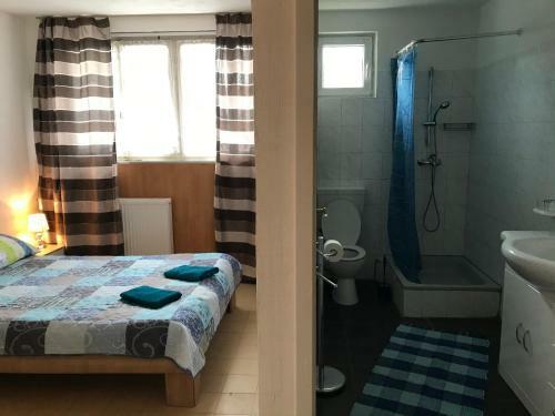 Hostal Guest House Pizzeria Pazza Da Gianni