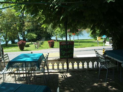 Hostal Guest House Pizzeria Pazza Da Gianni