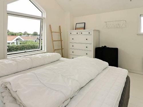 Two-bedroom Holiday Home In Hadsund 10