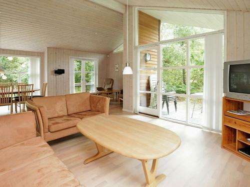 Three-bedroom Holiday Home In S�by 12