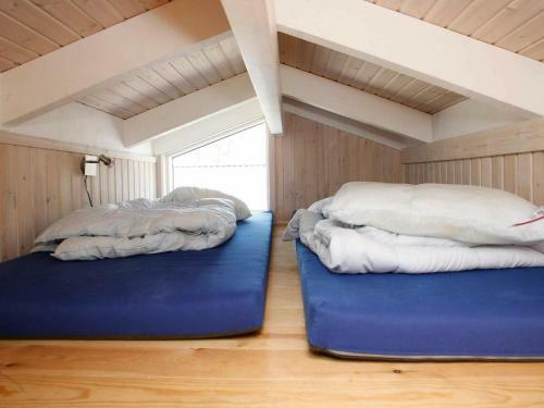 Three-bedroom Holiday Home In S�by 8