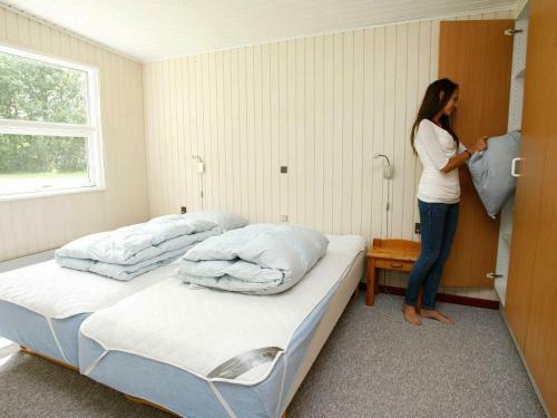 Four-bedroom Holiday Home In Hals 2