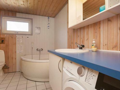 Three-bedroom Holiday Home In Thisted 11
