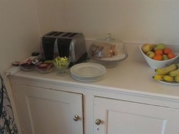 Bed & Breakfast Pant Teg B & B