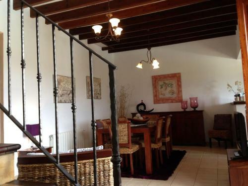 Spacious Holiday Home In Buger Sapin With Private Pool