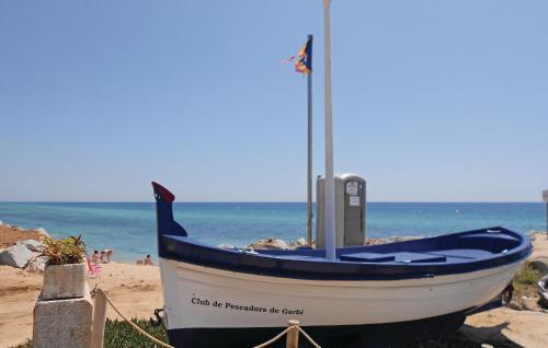 Six-bedroom Holiday Home Cabrils With Sea View 05
