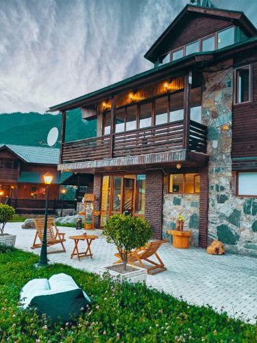 Hotel Banguriani