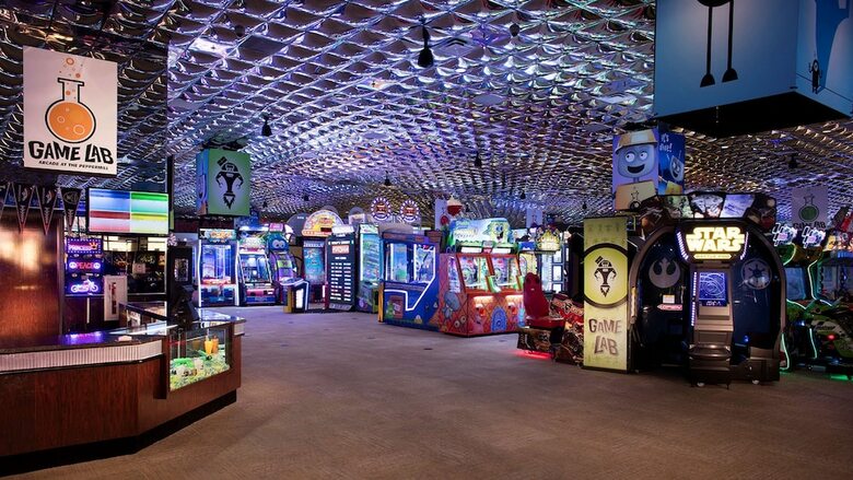 Hotel Peppermill Resort  Casino