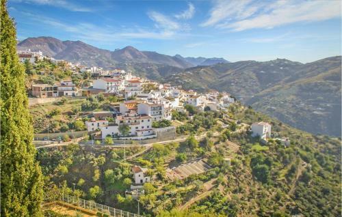 Three-bedroom Holiday Home Corumbela With Sea View 06